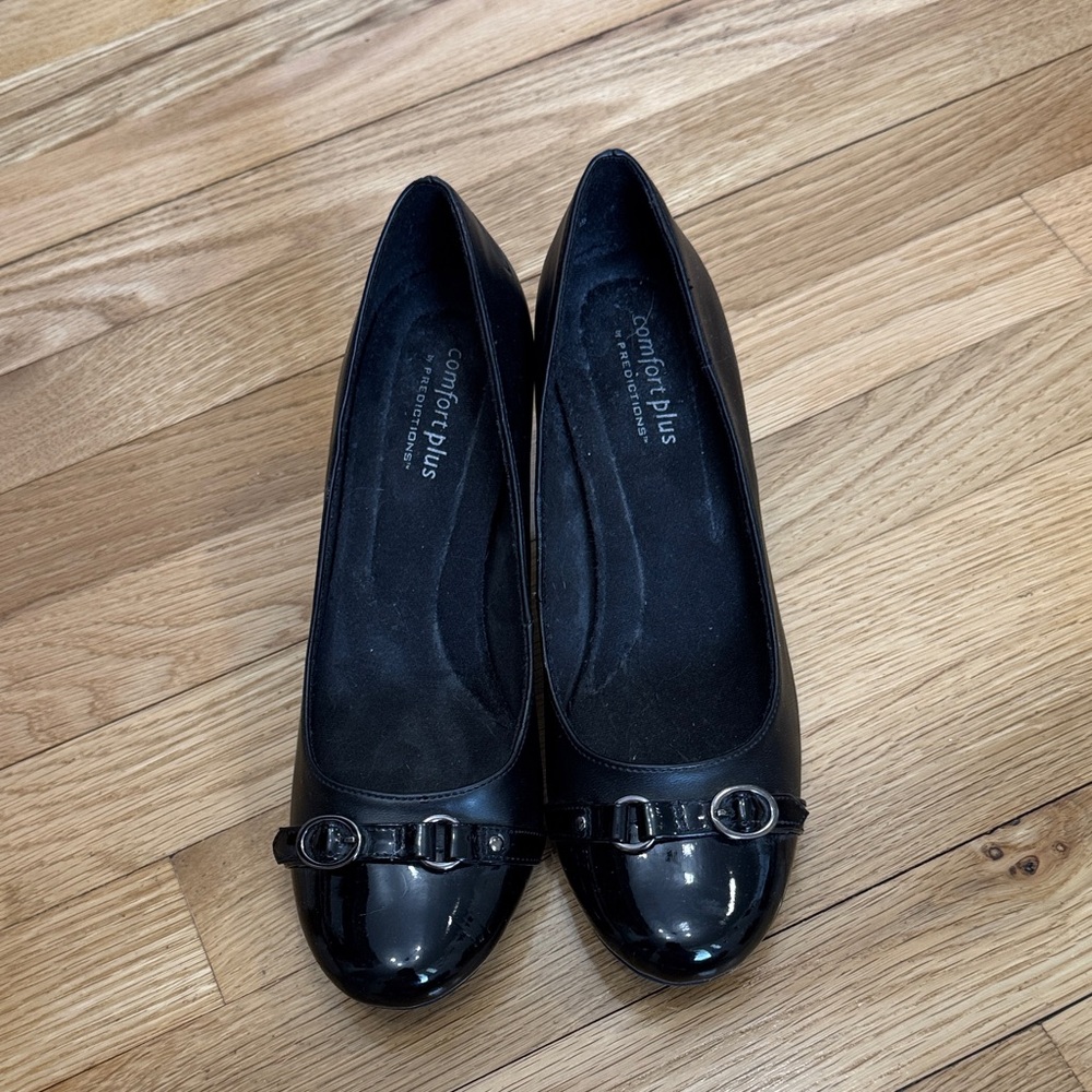 Comfort Plus by Predictions Women's Black Patent Heels